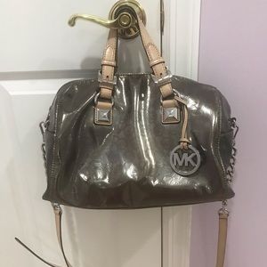 Michael kors gray metallic crossbody bag